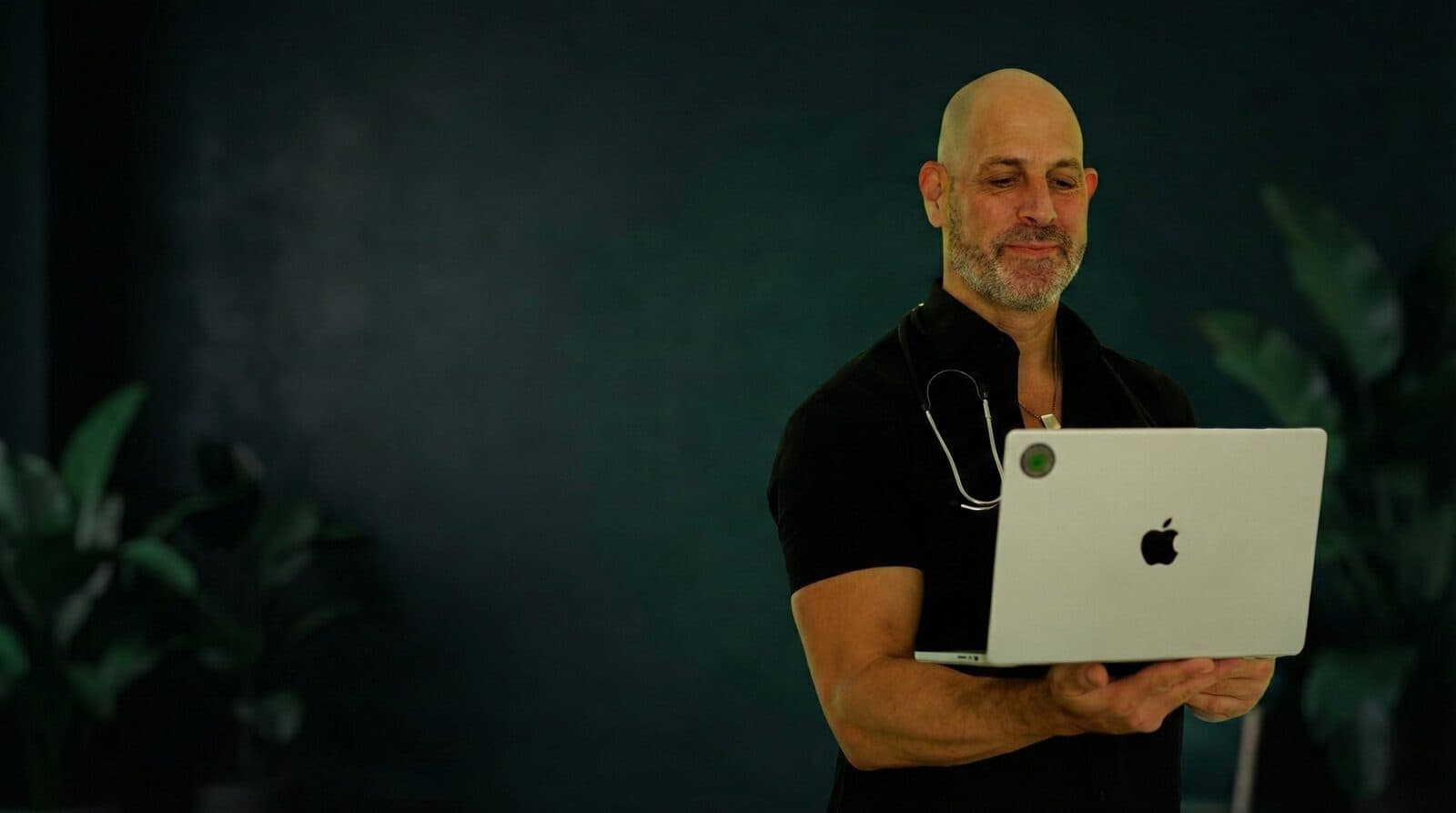 Matthias Cebula am Laptop
